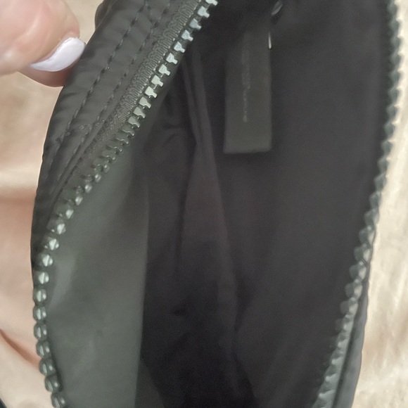 Marc Jacobs Black Quilted Zip Pouch - Picture 2 of 2